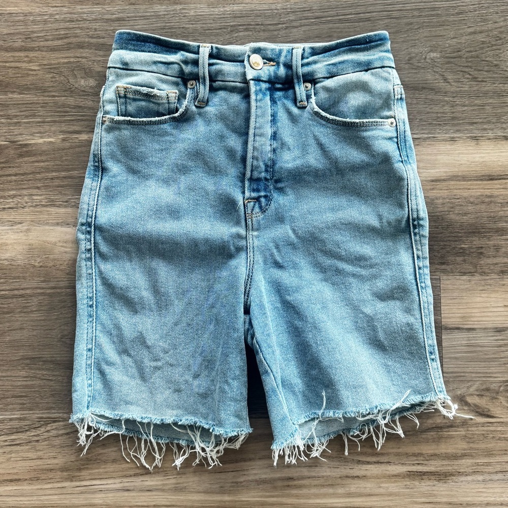 Good American | Denim Bermuda Short